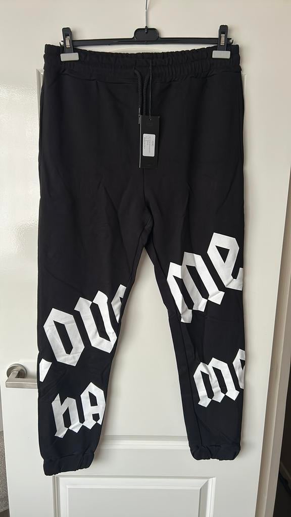 Nieuwe sportbroek  AH6 Kleding merk was van André Hazes xl, Kleding | Heren, Ophalen of Verzenden, Zo goed als nieuw, Maat 56/58 (XL)