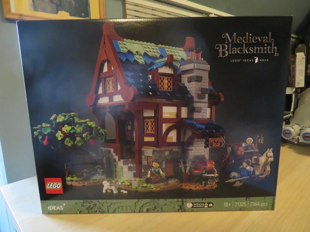 Lego Ideas 21325 Medieval Blacksmith (2021), Lego, Nieuw, Ophalen of Verzenden, Ideas