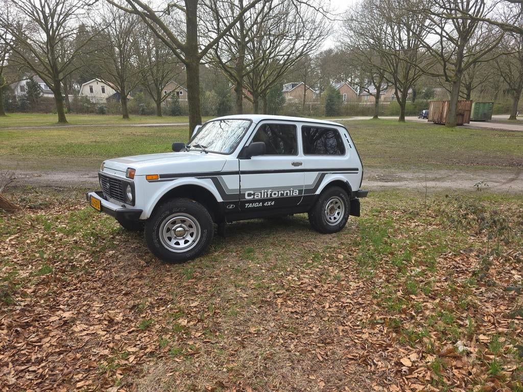 Lada niva 2014!, 83 pk, Stof, Niva, Zwart