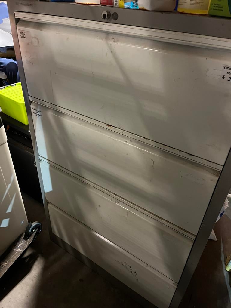 Twee Metalen ladekasten  voor schuur of werkplaats, Huis en Inrichting, Kasten | Ladekasten, Ophalen, Gebruikt, 100 tot 150 cm