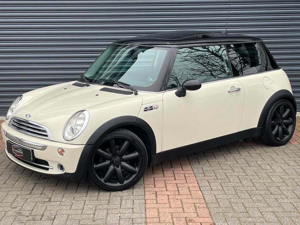 Mini Mini 1.6 Cooper Chili Pano | Navi | Cruise | Airco, Voorwielaandrijving, Stof, Gebruikt, Zwart