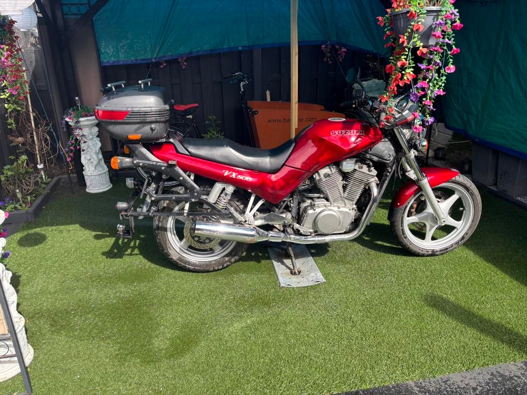 Suzuki VX800 uit 1994