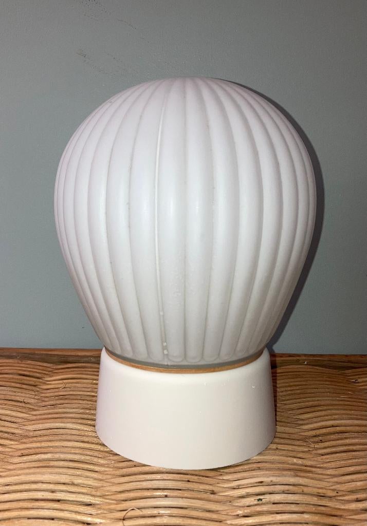 Vintage plafondlamp; melkglas ribbel, Ophalen of Verzenden, Gebruikt, Glas