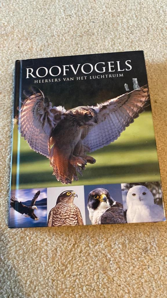 Boek over roofvogels, Ophalen of Verzenden, Zo goed als nieuw, Vogels