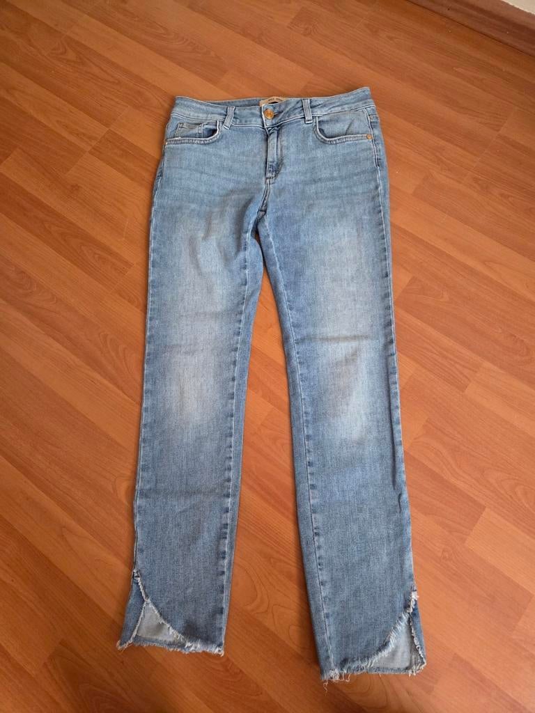 Mos Mosh lichte jeans maat 28 - Cropped met split, Mos Mosh, Blauw, Ophalen of Verzenden, Zo goed als nieuw