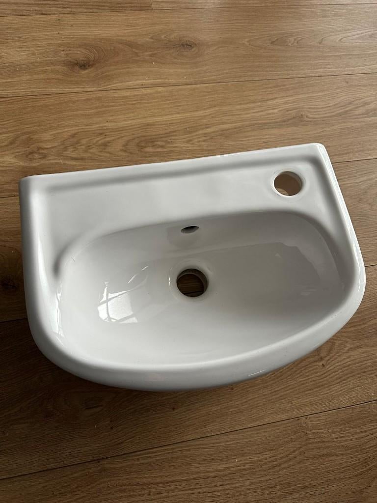 Toilet fontein, Ophalen, Zo goed als nieuw, Overige typen