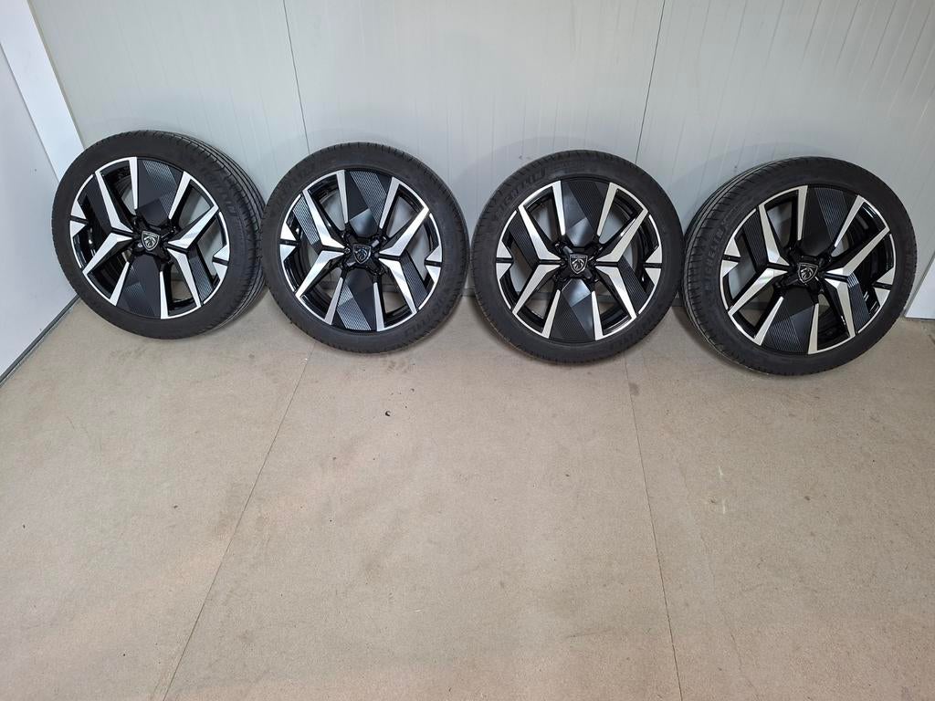Originele 17 inc Peugeot  208 gt(e) velgen set, Auto-onderdelen, Banden en Velgen, 17 inch, Zomerbanden, 205 mm, Ophalen of Verzenden