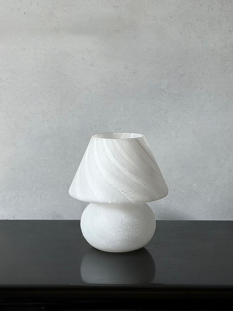 Vintage Murano glazen paddestoel tafellamp, Huis en Inrichting, Ophalen, Zo goed als nieuw, Glas, Minder dan 50 cm