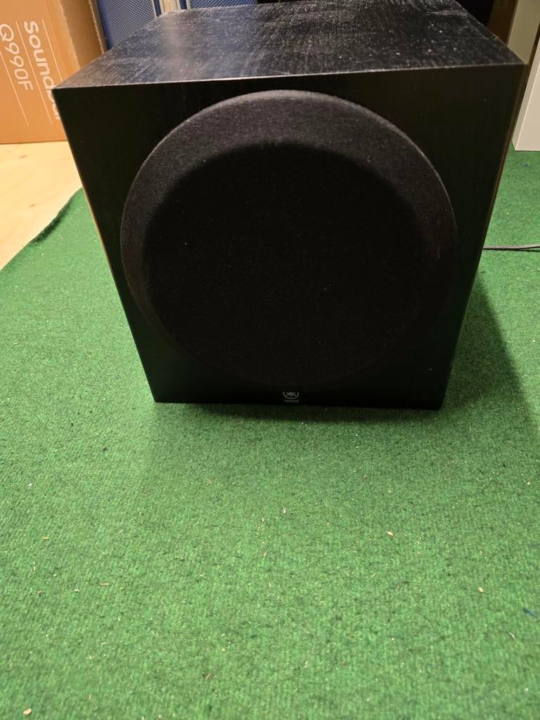 Te koop twee bas speakers, Ophalen of Verzenden, 120 watt of meer, Front, Rear of Stereo speakers, Overige merken