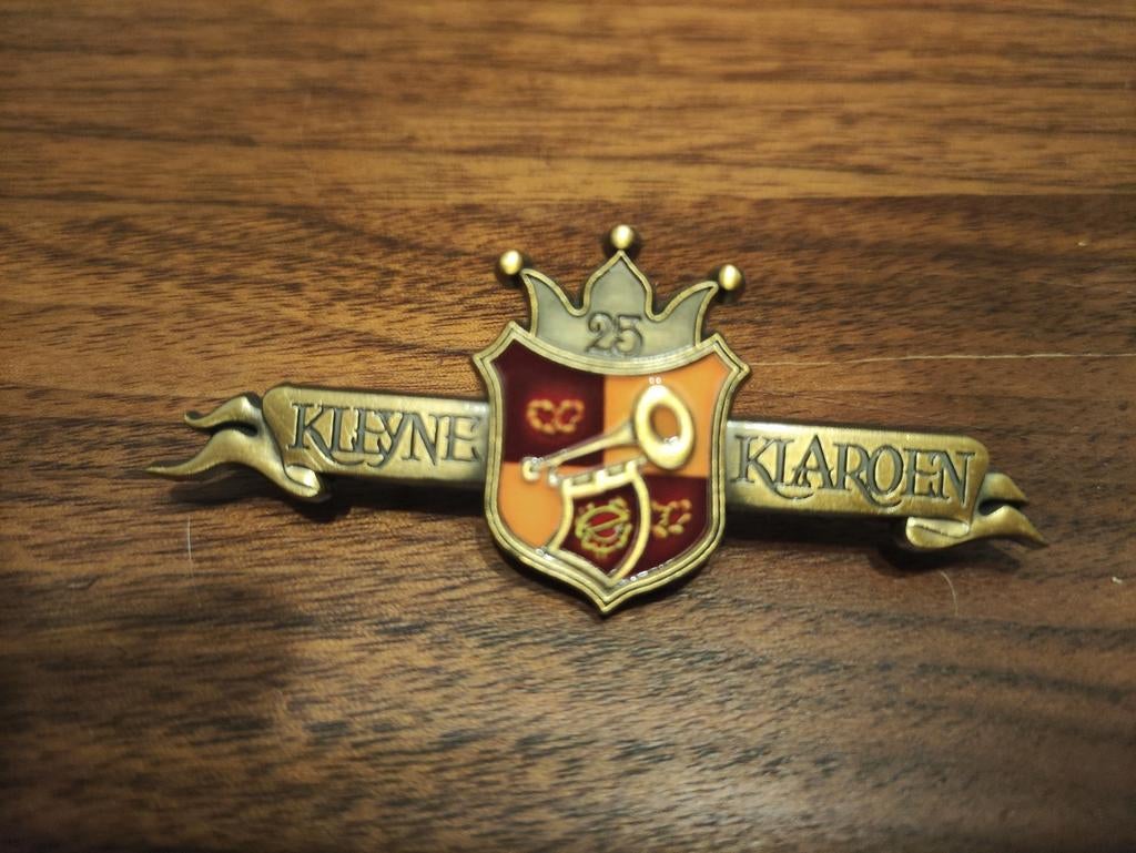 Efteling pin - 'Kleyne Klaroen' 25 jaar, Ophalen of Verzenden, Zo goed als nieuw, Button of Speldje