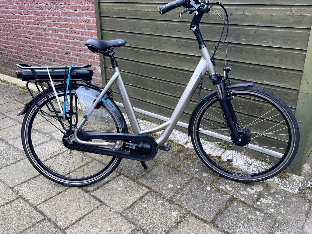 Stella Livorno elektrische fiets, Fietsen en Brommers, Elektrische fietsen, Zo goed als nieuw, 51 tot 55 cm, 50 km per accu of meer