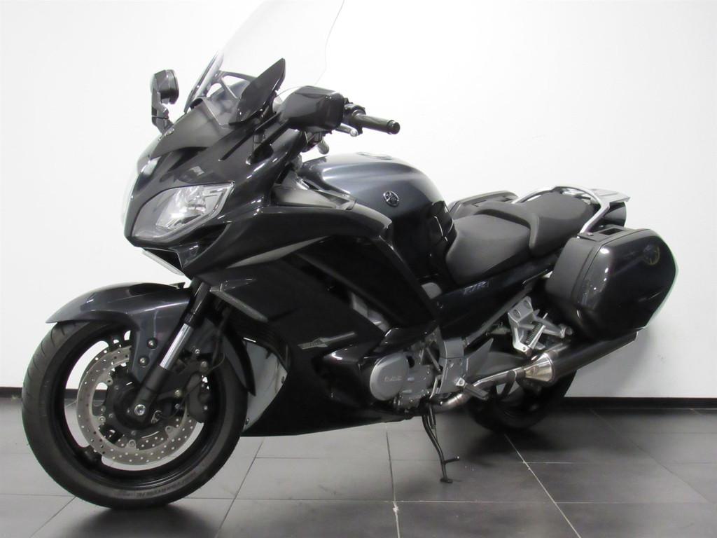 Yamaha FJR 1300 AE - foto 3