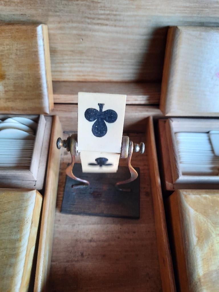 Poker fiches vintage box, Hobby en Vrije tijd, Drie of vier spelers, Ophalen of Verzenden, Gebruikt