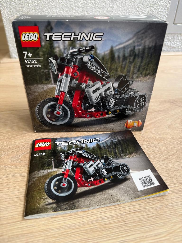 Lego 2-in-1 Motor 42132, Compleet, Lego, Ophalen of Verzenden, Zo goed als nieuw