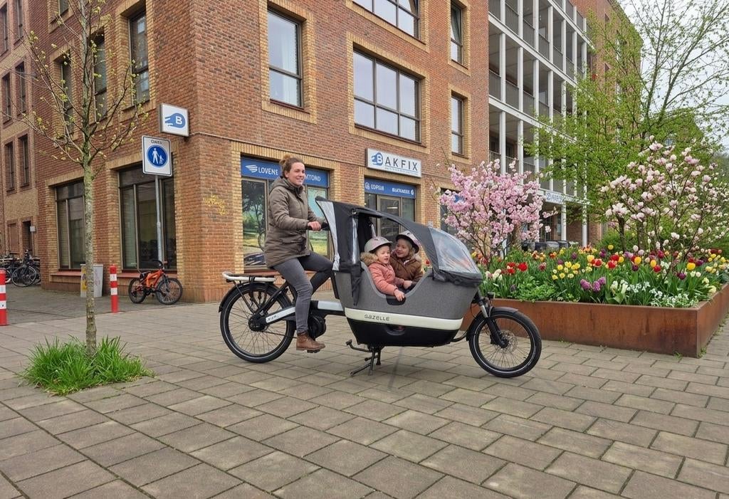 Gazelle Makki bakfiets met huif - Ideaal voor gezinnen, Huif, Info@gazelle.nl, Ophalen of Verzenden, 2 kinderen