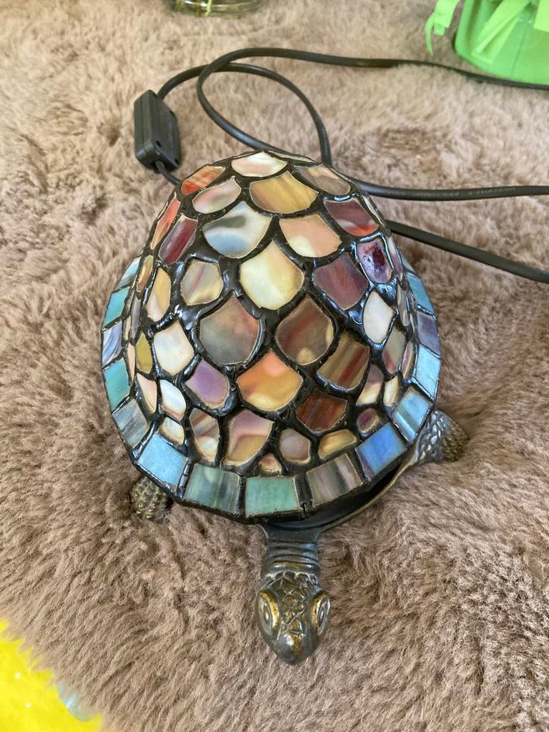 Tiffany schildpad lamp, Huis en Inrichting, Lampen | Tafellampen, Ophalen of Verzenden, Zo goed als nieuw, Minder dan 50 cm