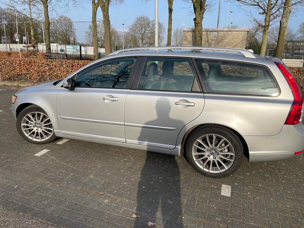 Volvo V50 1.8 2009 Grijs, Voorwielaandrijving, 125 pk, Zwart, 4 cilinders