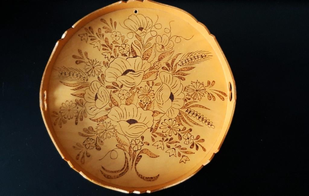 Rond houten dienblad met bloemdecoratie, Ophalen of Verzenden, Zo goed als nieuw, Rond, Hout