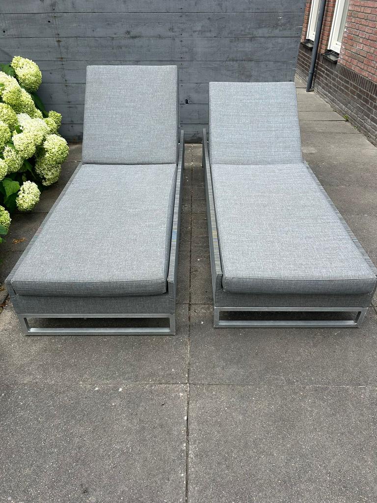 Exotan Ibiza Lounge bedden - 2 stuks inclusief hoezen, Tuin en Terras, Ligbedden, Ophalen, Zo goed als nieuw, Aluminium