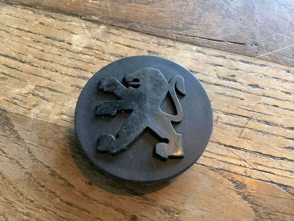 Peugeot wieldopje. Origineel. (P2), Verzenden