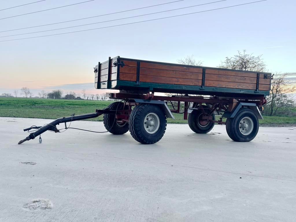 Unimog aanhanger, 3-zijdige kipper moet z.s.m. weg t.e.a.b., Zakelijke goederen, Agrarisch | Werktuigen, Ophalen