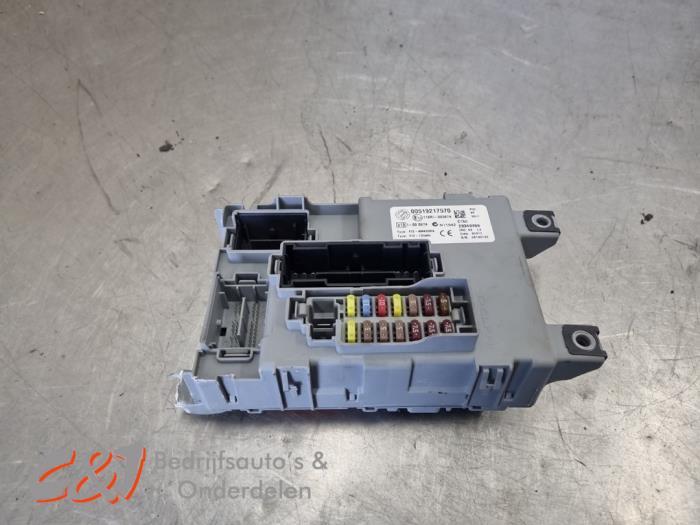 Zekeringkast van een Opel Combo, Auto-onderdelen, Gebruikt, -, -, Opel