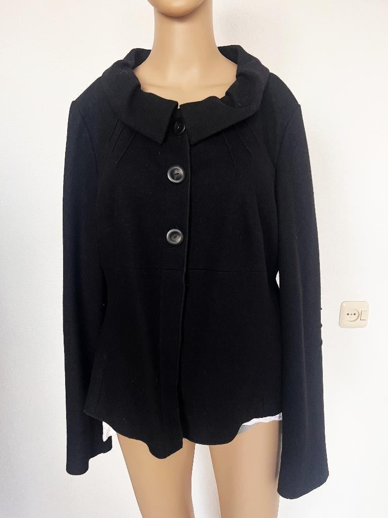 elegant vestje/jasje van Marccain maatje 5, Maat 38/40 (M), Zwart, Ophalen of Verzenden, Zo goed als nieuw