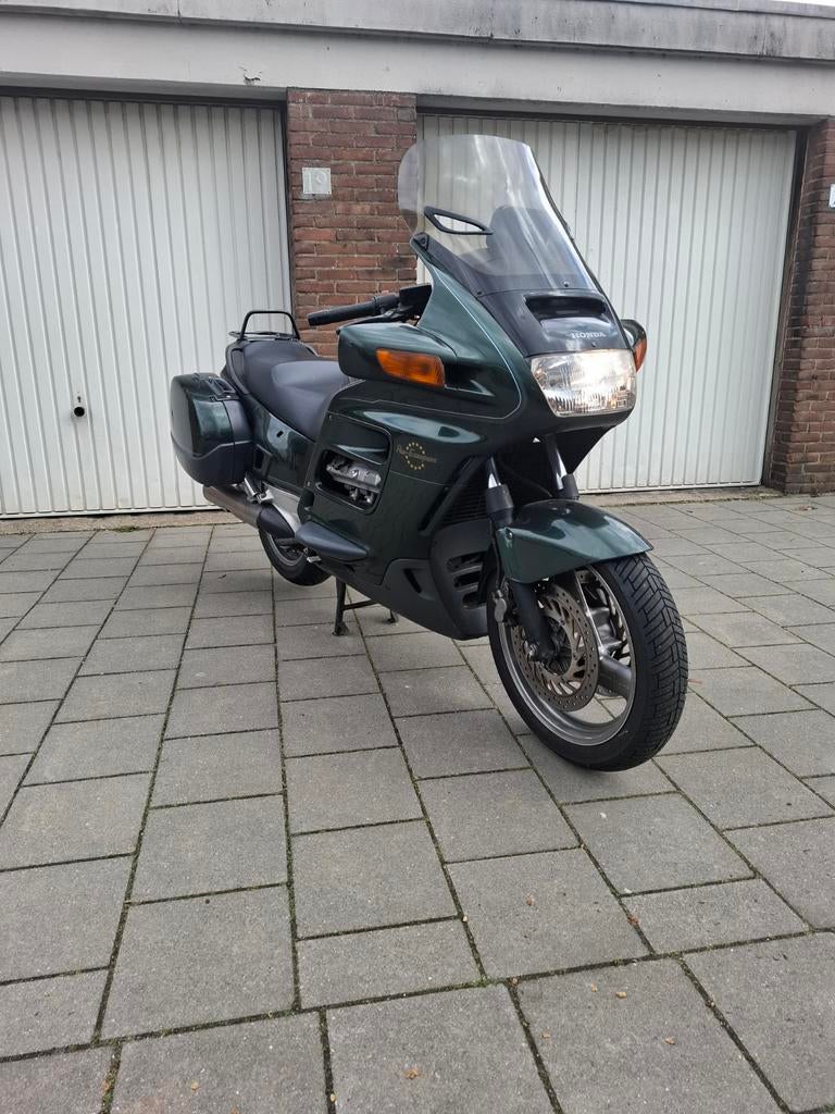 Honda ST1100 Pan European - RIJDT PERFECT - DIRECT MEE !, 4 cilinders, Motorrijbewijs A, Particulier, Meer dan 35 kW