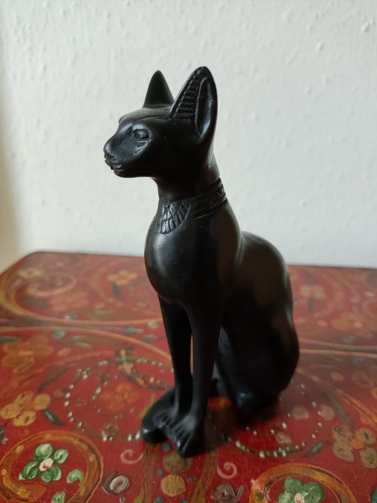 Prachtig massief houten beeld van de Egyptische godin Bastet, Antiek en Kunst, Verzenden
