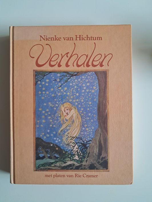 Nienke van Hichtum- Verhalen Met platen van Rie Cramer nieuw, Ophalen of Verzenden, Nieuw