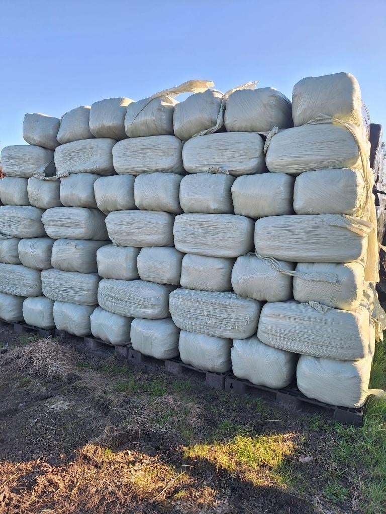 kleine balen kuil, Ophalen, Vee