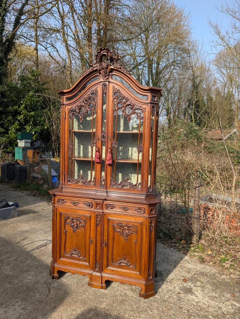 Antieke eikenhouten glas kast. €685., Ophalen