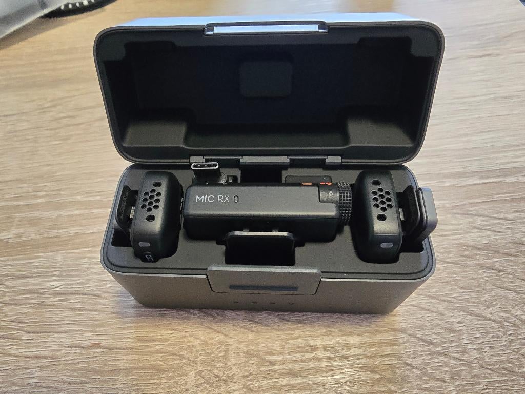 DJI Mic Mini (2 TX + 1 RX + Charging Case) - never used, Ophalen, Zo goed als nieuw, Overige typen