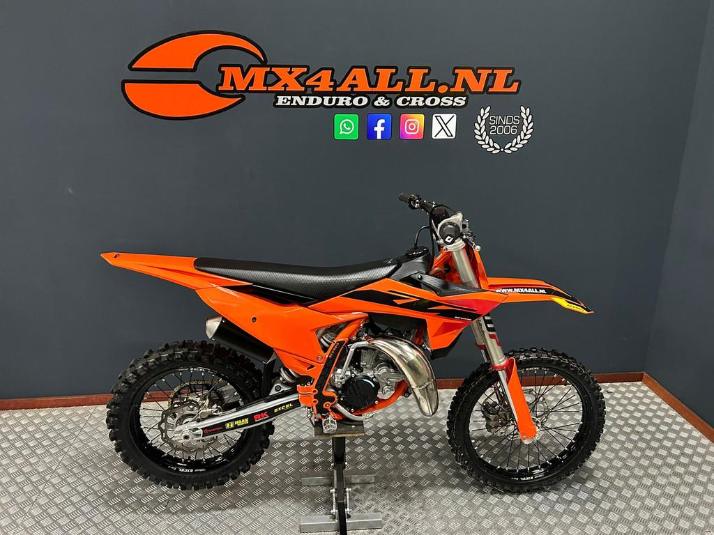 KTM 85 SX 2025 Gr.wielen Öhlins STX 22 / FCX 0101 Suspensio, 85 cc, Bedrijf, Crossmotor