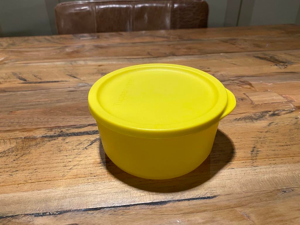 Tupperware bakje 530 ml, Ophalen of Verzenden, Geel, Bak of Kom