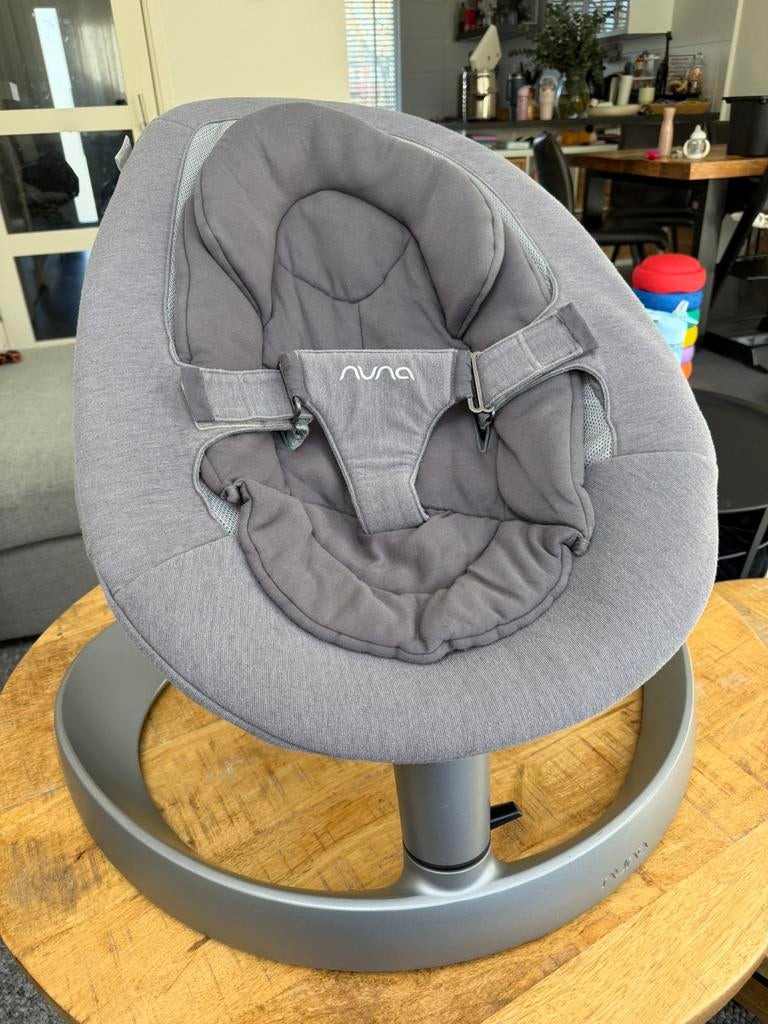 Nuna Leaf - grijs, Kinderen en Baby's, Wipstoeltjes, Ophalen, Gebruikt