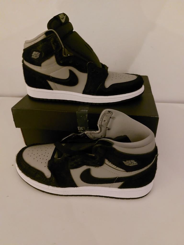 Nike Air Jordan 1 Retro Maat 35 Nieuw, Nike, Ophalen