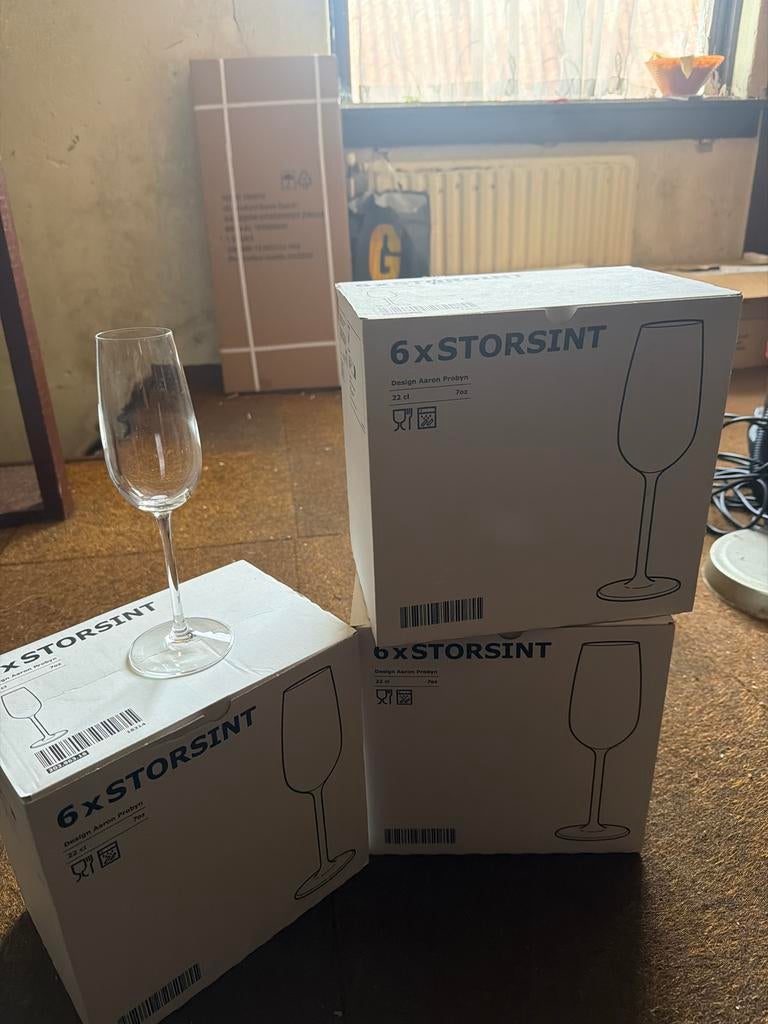 Nieuwe IKEA STORRSINT Champagneglazen - 18 stuks, Glas of Glazen, Nieuw, Ophalen of Verzenden, Glas