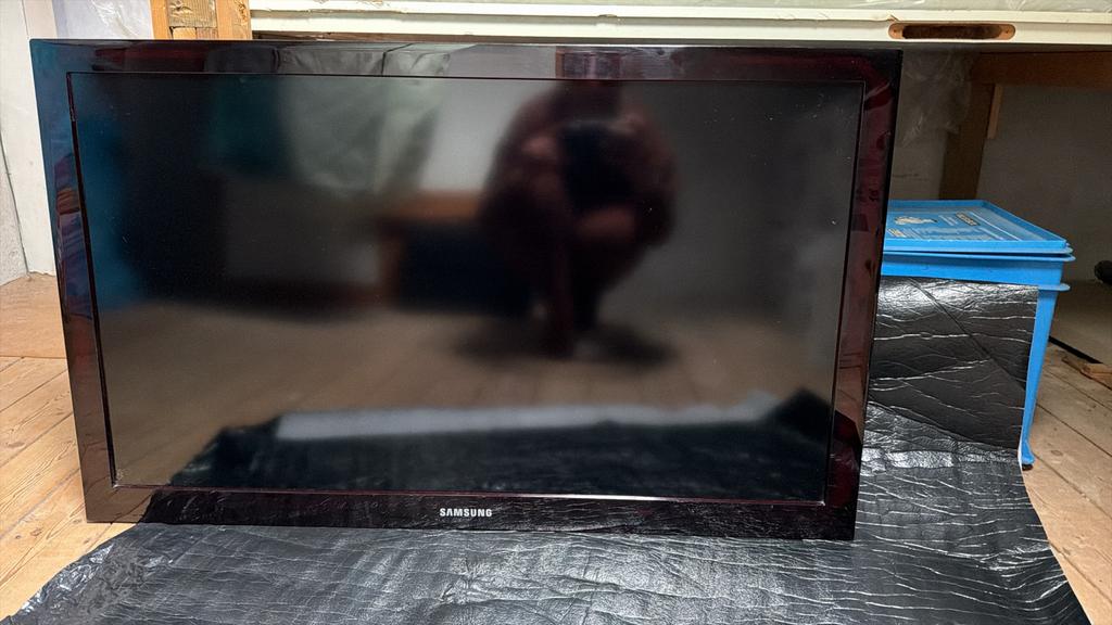 Samsung 40 inch Full HD TV - Model LE40D503F7W, Alle leeftijden, Ophalen, Gebruikt, Overige genres