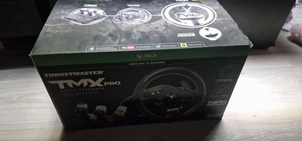 Thrustmaster TMX Pro Force Feedback Stuur, Ophalen, Zo goed als nieuw, Stuurtje of Sportattribuut, Xbox Original