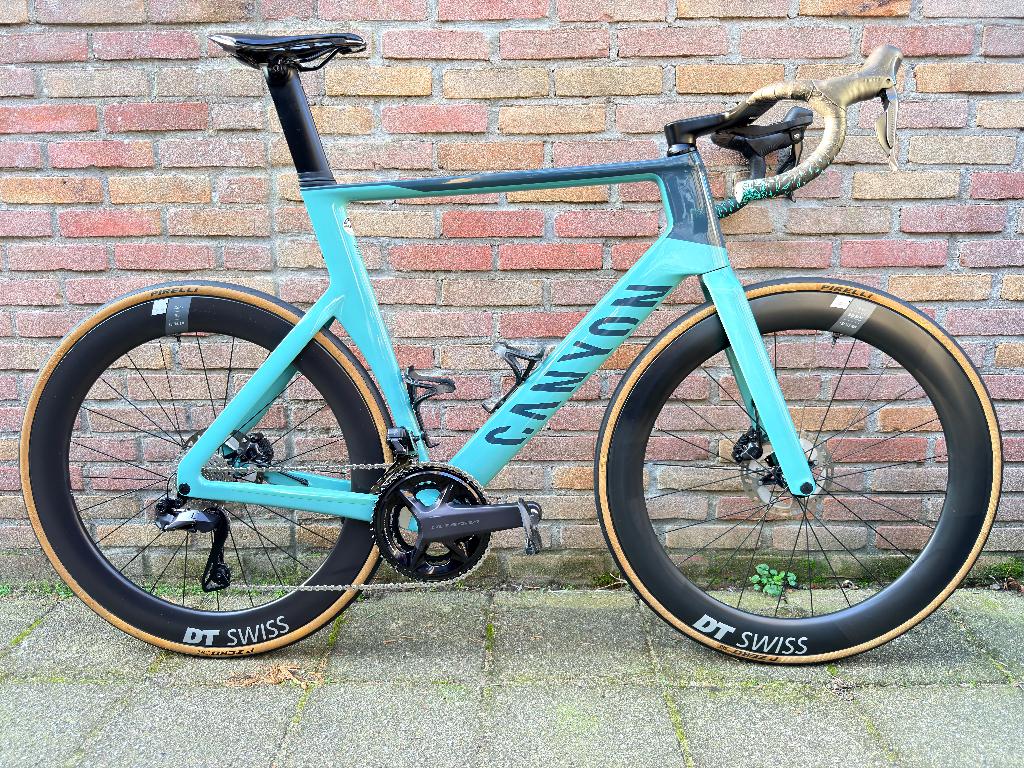 Canyon Aeroad CF SLX 8 – Ultegra Di2 – DT Swiss ARC1400 – XL, Carbon, Heren, 57 tot 61 cm, Meer dan 20 versnellingen