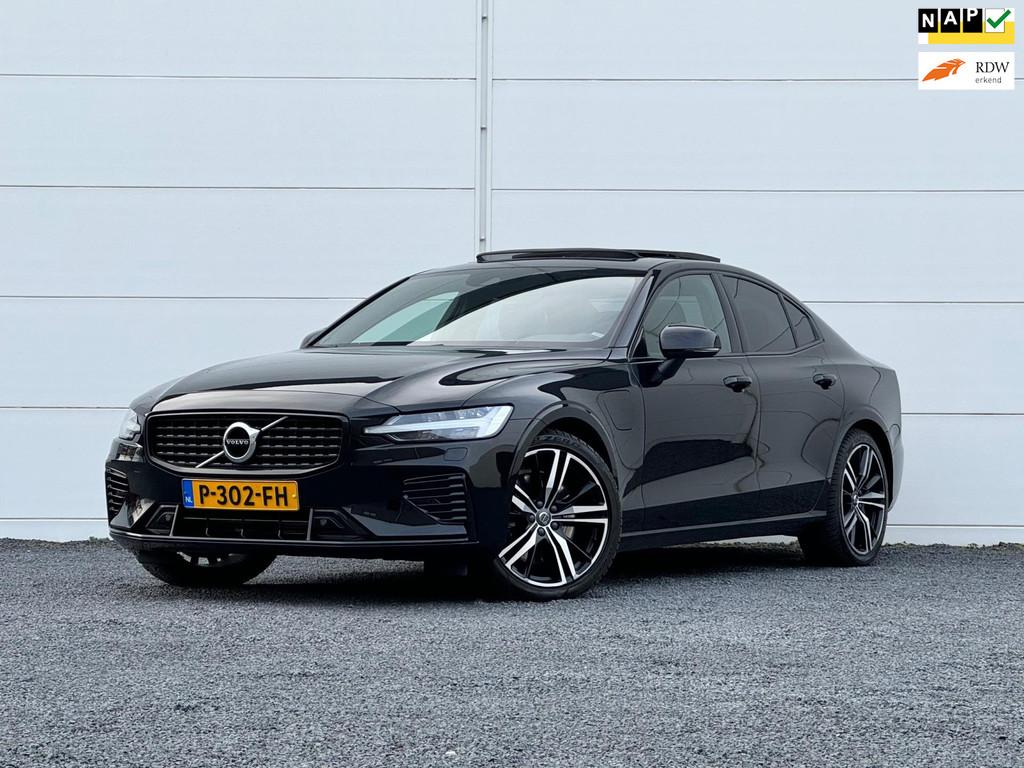 Volvo S60 2.0 Recharge T6 AWD R-Design Org NL Pano Camera Ke, Auto's, Volvo, Automaat, Gebruikt, 4 cilinders, Bedrijf