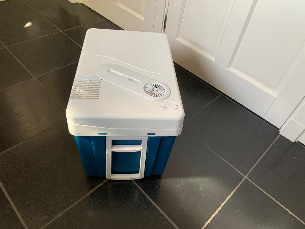 Elektrische koelbox, Caravans en Kamperen, Ophalen, Zo goed als nieuw, Koelbox, Elektrisch