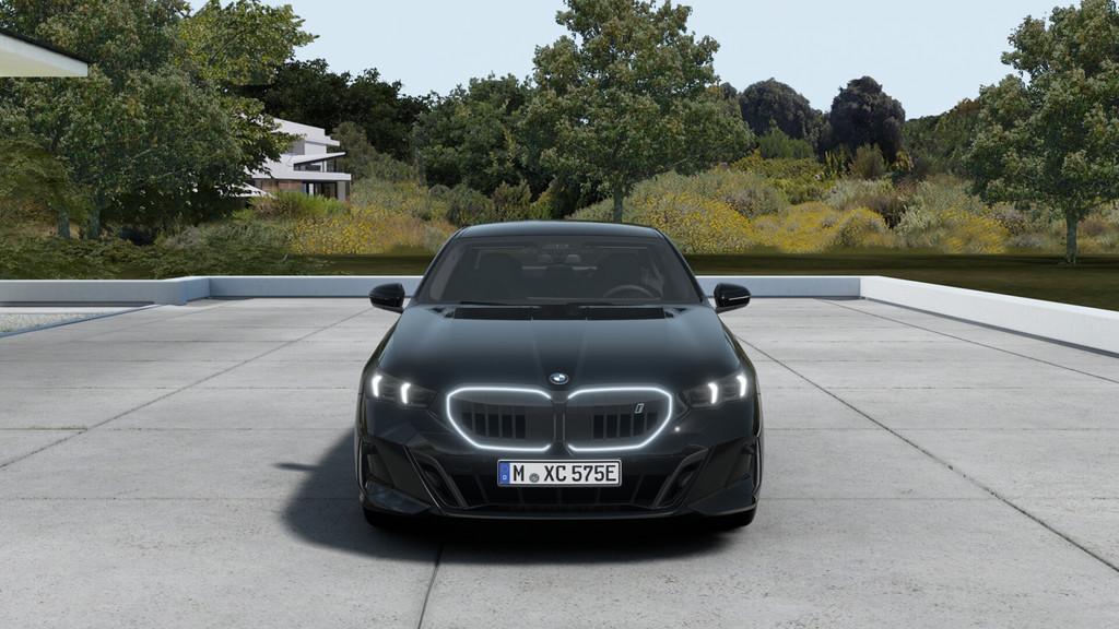 BMW i5 eDrive40 M Sport / Bowers & Wilkins / Achteruitrijcam, Automaat, 2095 kg, Achterwielaandrijving, Met garantie (alle)