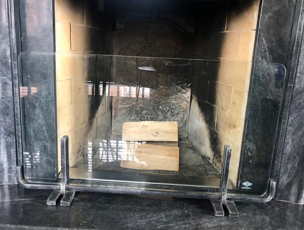 Open haardscherm van gehard glas (84x45x1), Ophalen, Zo goed als nieuw, Vrijstaande haard, Houthaard