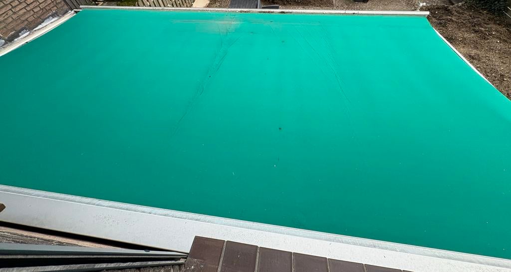 Elektrisch zonnescherm 5.2-5.5m breed, 2.5-3m uitval, Ophalen, Gebruikt, 450 cm of meer, Elektrisch