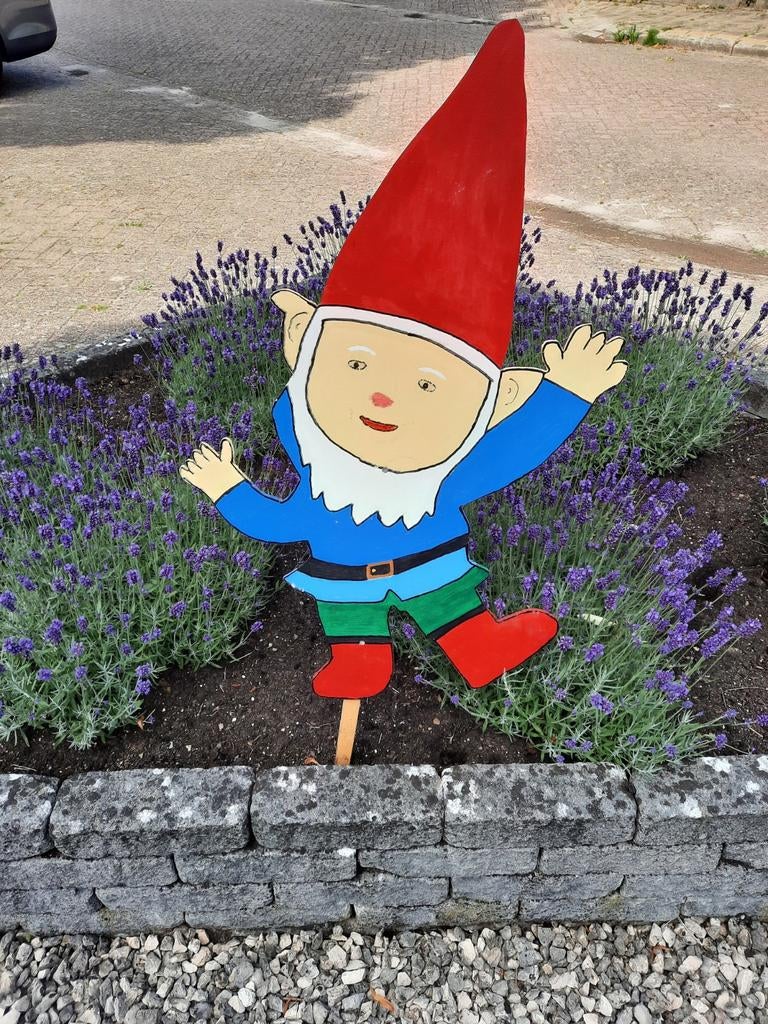 Te huur hele vrolijke straatversiering met thema kabouters., Hobby en Vrije tijd, Feestartikelen | Verhuur, Zo goed als nieuw