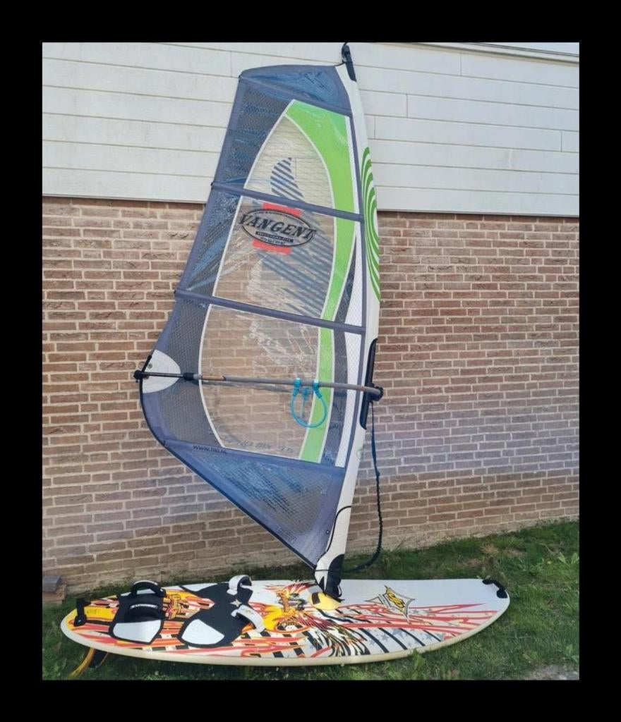 JP Young gun 115 ltr + 3,5m2 zeil compleet beginnersplank, Ophalen, Gebruikt, Minder dan 250 cm, Met vin(nen)