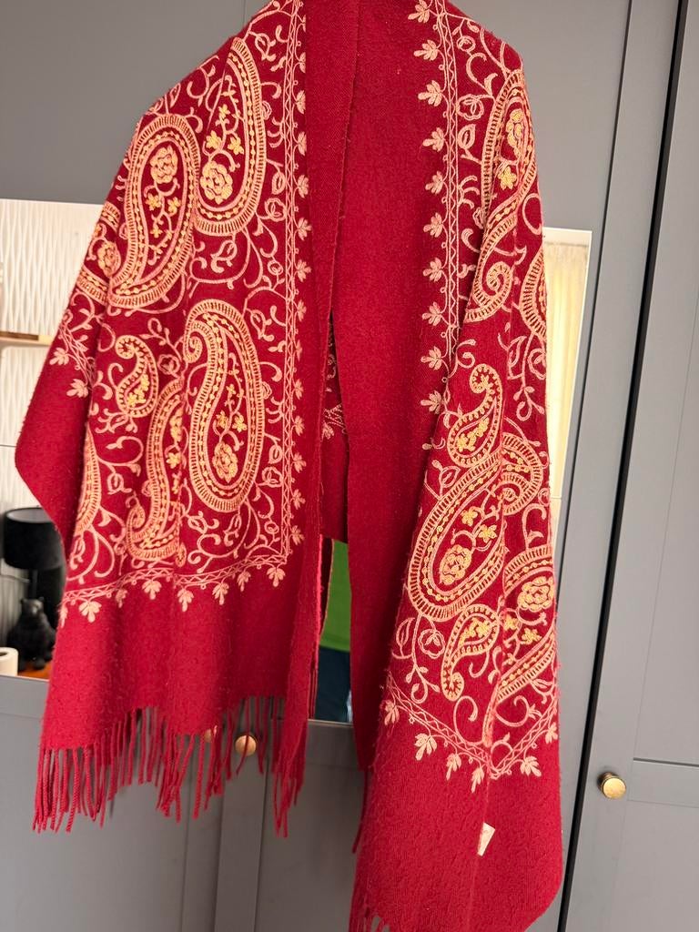 Sjaal, Kleding | Dames, Gelegenheidskleding, Overige typen, Maat 46/48 (XL) of groter, Ophalen of Verzenden, Zo goed als nieuw