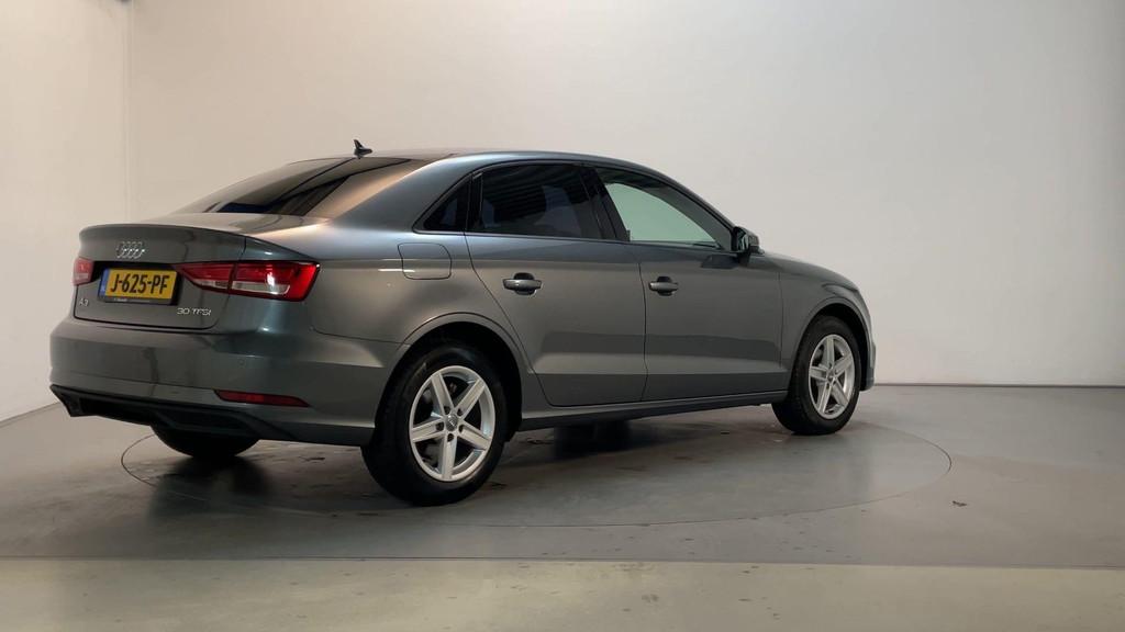 Audi A3 Limousine 30 TFSI Pro Line Navigatie Cruise Control, Stof, Gebruikt, 116 pk, Origineel Nederlands